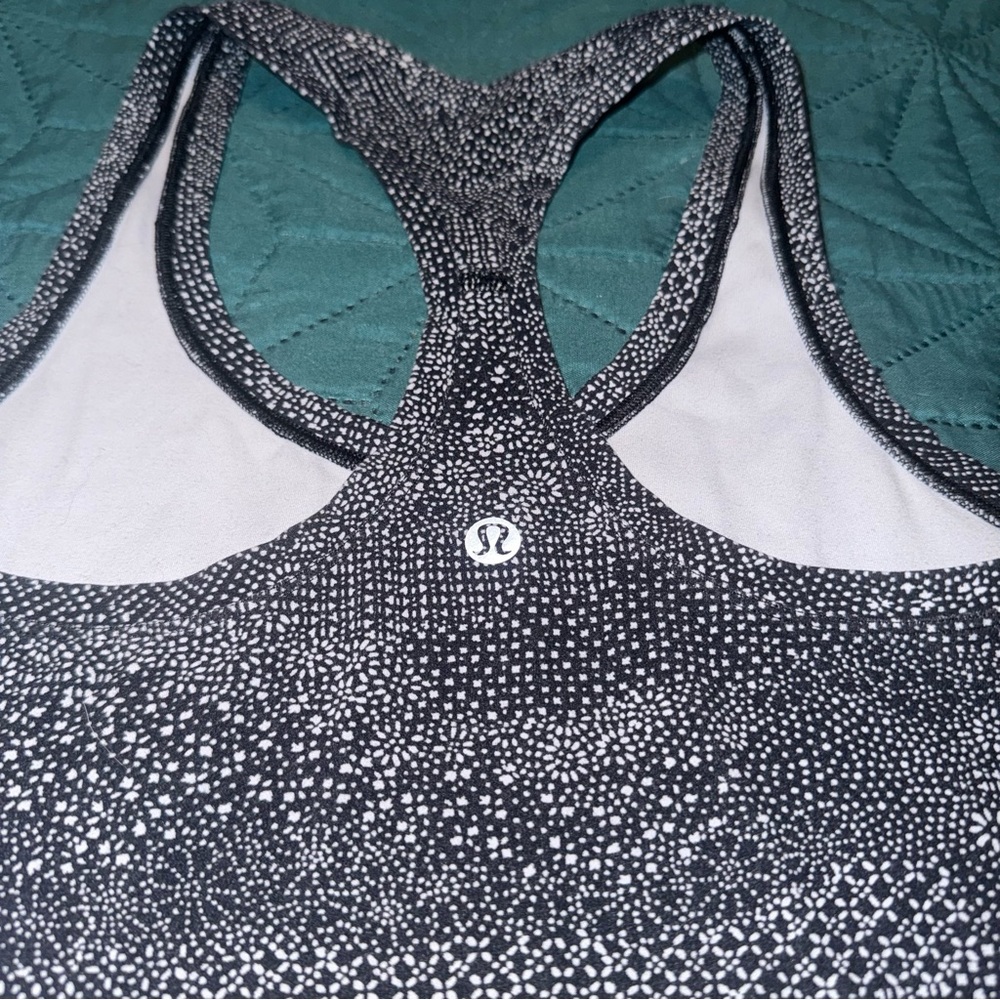 Lululemon Tank Top Size 4 Small / XS Black and White